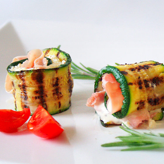 Involtini di zucchine, robiola e prosciutto