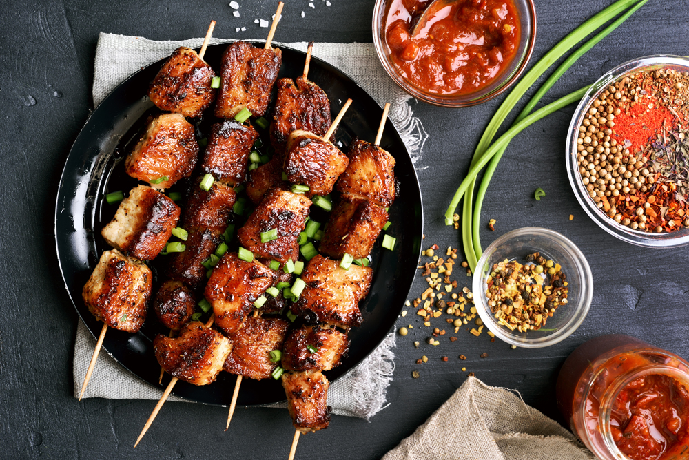Kebab cotto allo spiedo insaporito da spezie