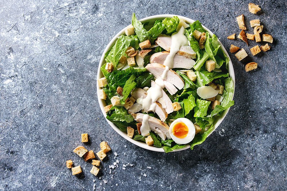 Caesar Salad con salsa yogurt