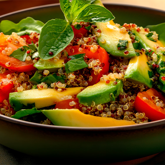 Insalate vegane: ingredienti e salse vegane