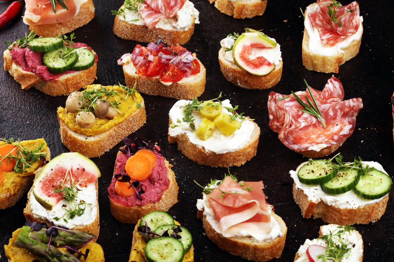 mix crostini