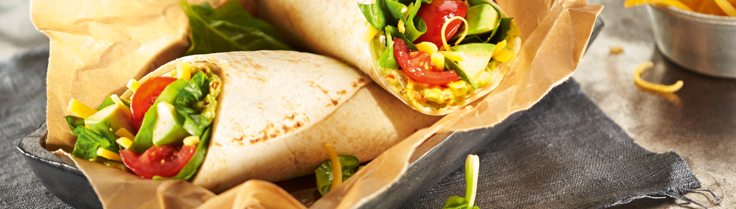 Tortilla con spinaci, guacamole e parmigiano