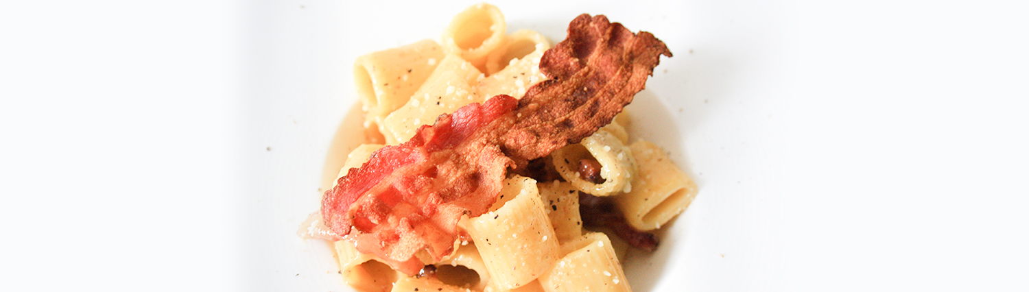 Mezze maniche alla pancetta croccante