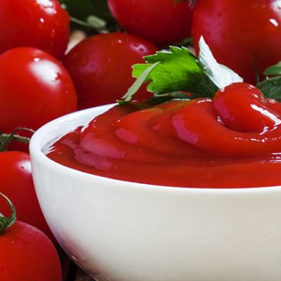 salsa di pomodoro ketchup, pomodorini, pepe, basilico