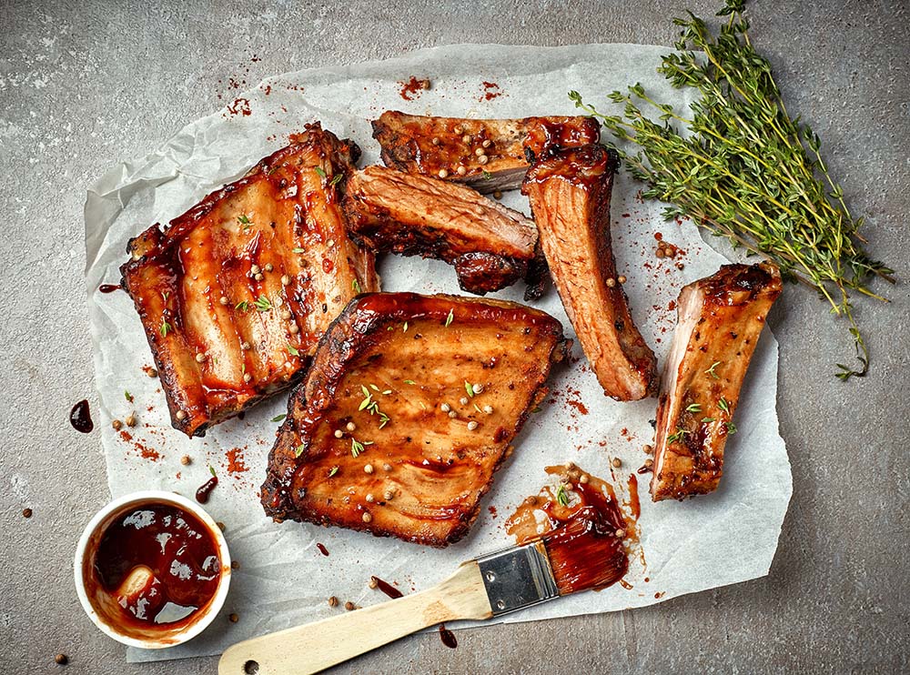 carne rossa di maiale con salsa barbecue e aroma