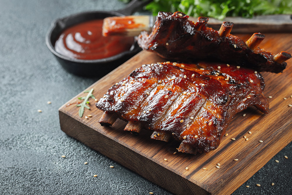 costine con barbecue - ribs - barbecue americano