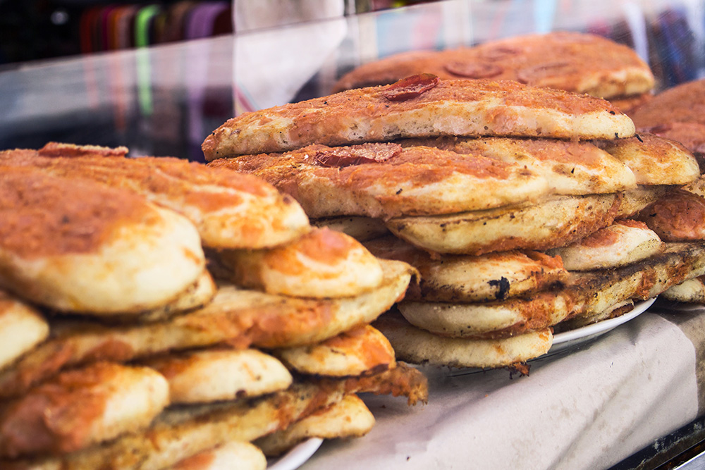 sfincione siciliano street food