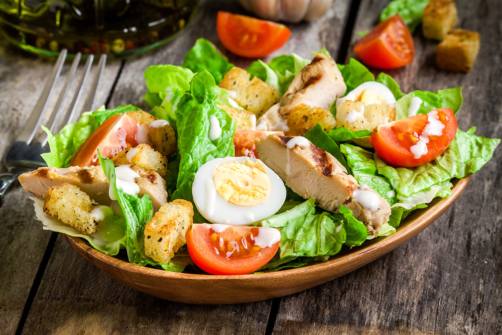 caesar salad con salsa