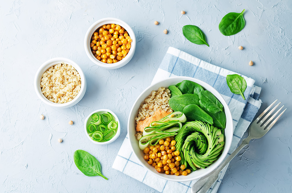 insalata estiva con avocado